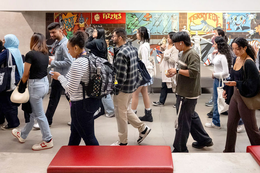 New students walking through Waterfront Campus
