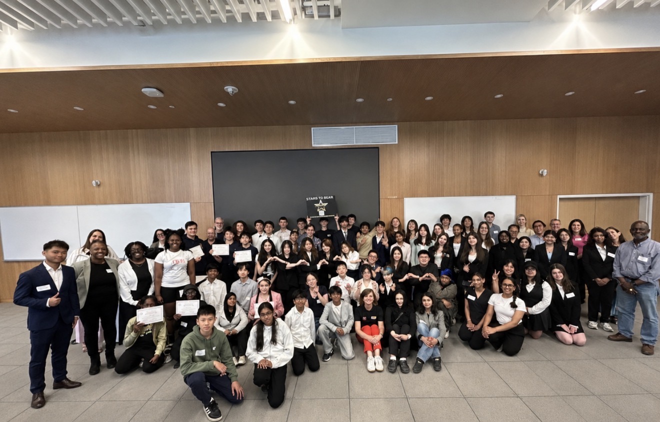 Group of students taking a group shot