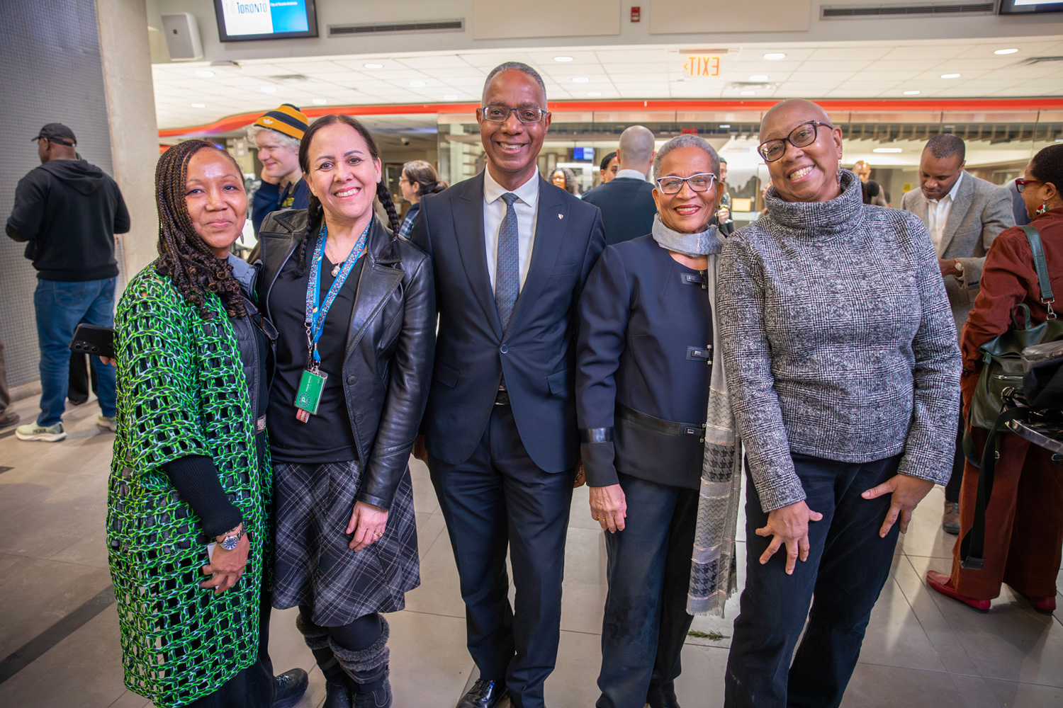 President Fearon poses with guests at the Hubbard Atrium naming event.