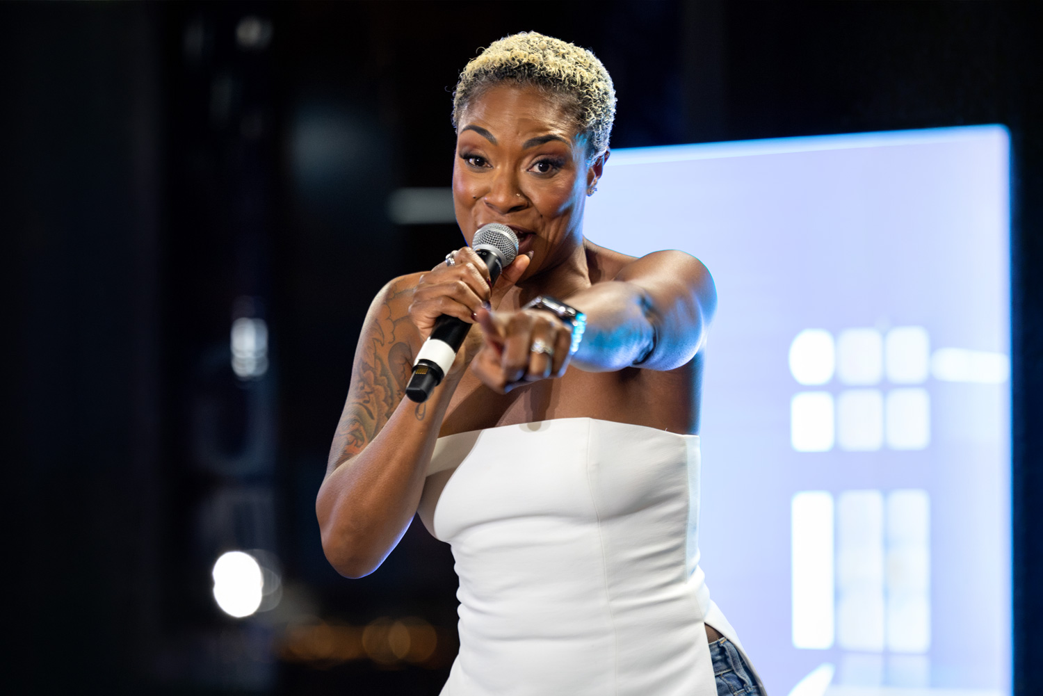 Jully Black performs at the Food Court Social.