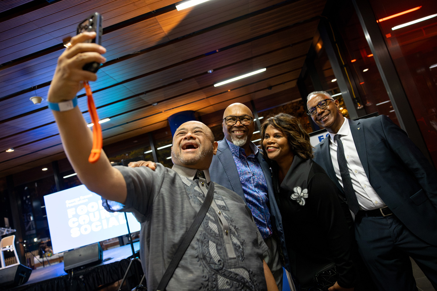 Michael Herrera, Ray Williams, Marci Ien, and Dr. Gervan Fearon take a selfie.