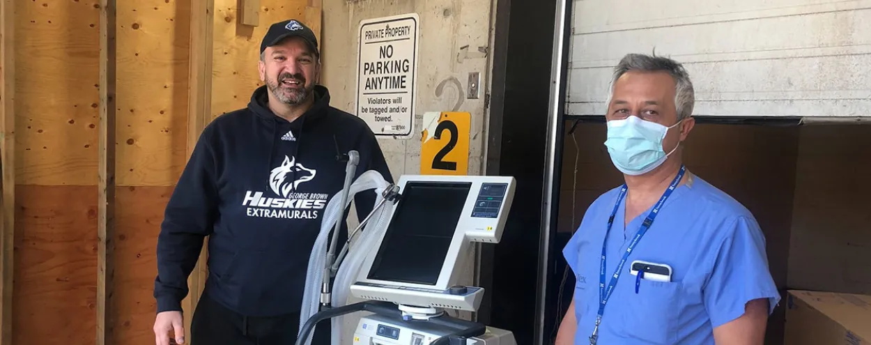 Michael Eliadis delivers ventilator to Sunnybrook Health Sciences Centre