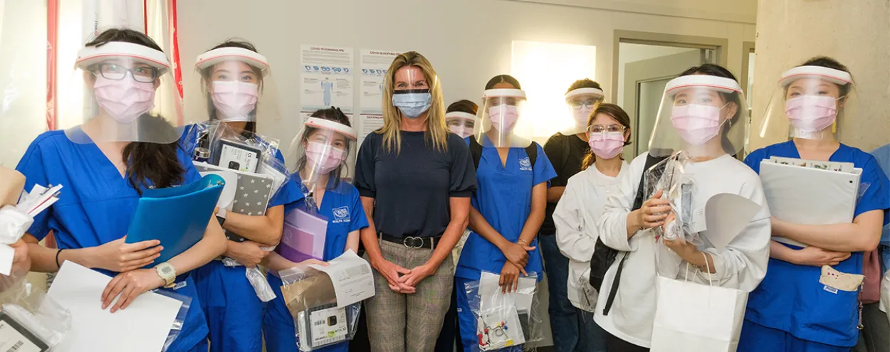 Minister Dunlop with Health Sciences students