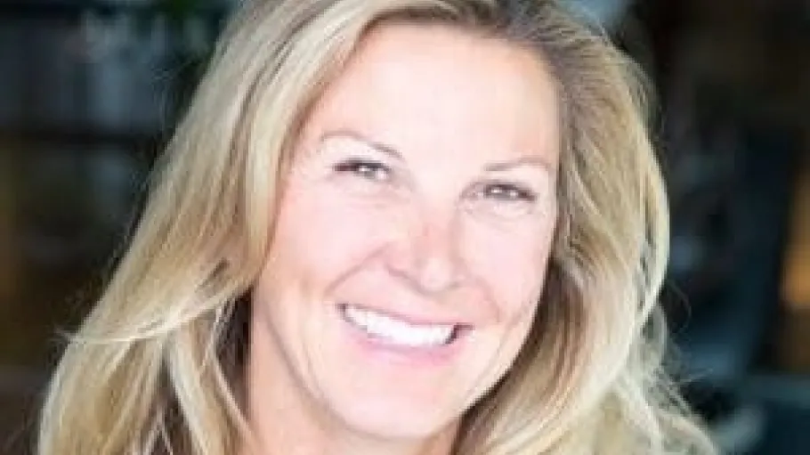 Kim Smither, 5 to Watch Nomination Review Team member