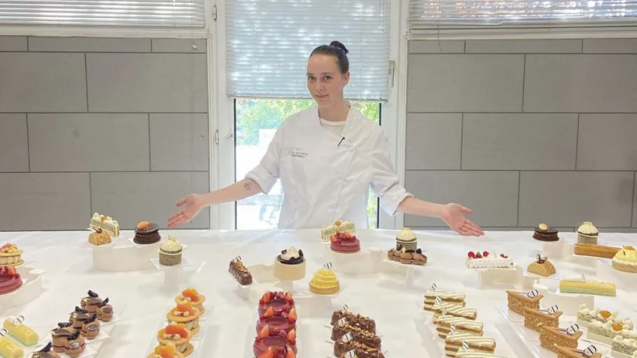 Advanced French Patisserie student Abbey Cooper, @baking.abs Instagram