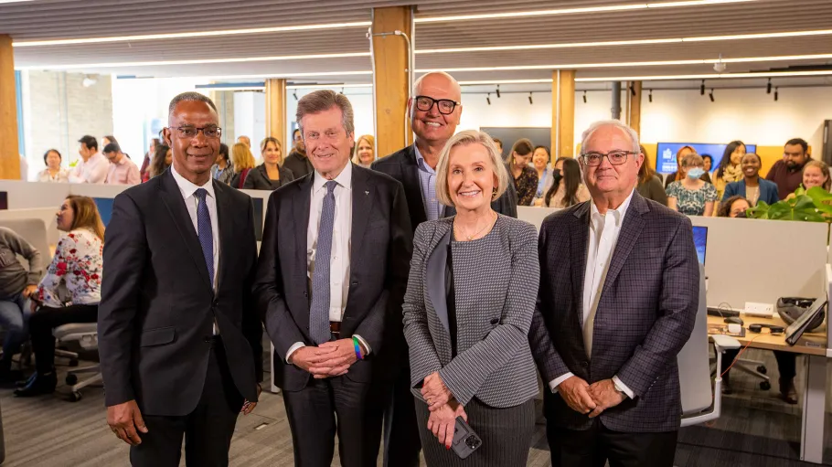 Toronto Mayor John Tory visits GBP Future of Work pilot space at 230 Richmond St. E.