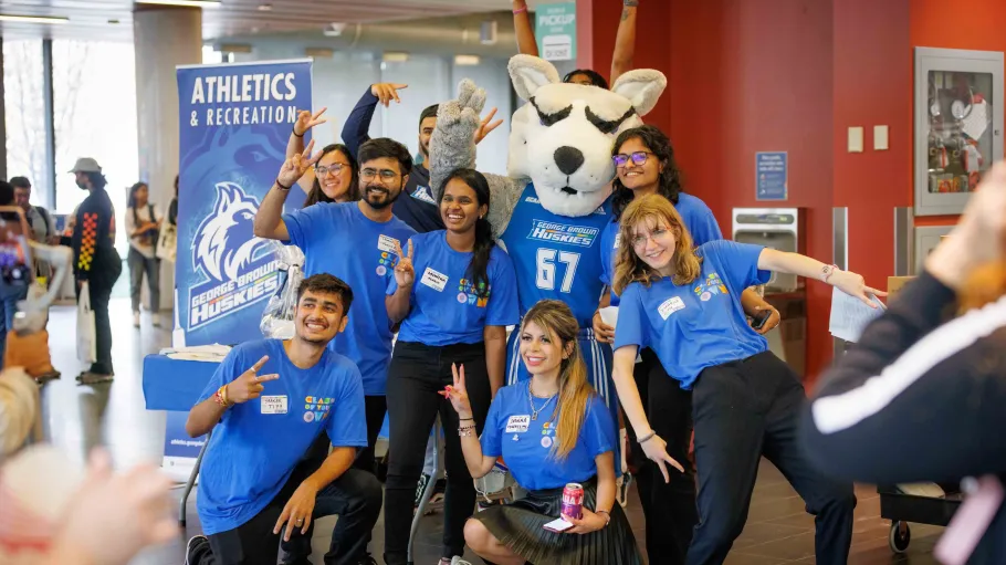 Orientation volunteers posing together
