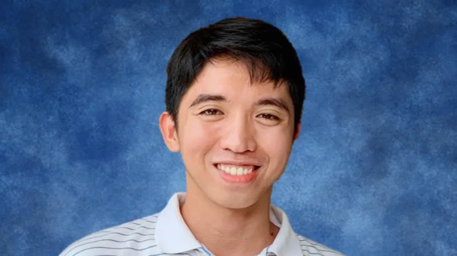 Ronie Rentutar, Graduate 2024, Customer Experience (Relationship) Marketing and Analytics (Online) (Postgraduate) B419