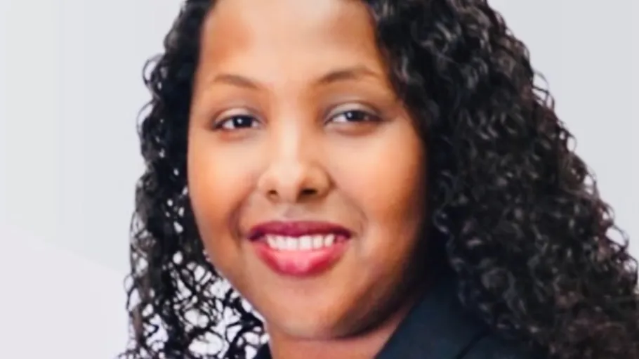 Naiima-Farah headshot
