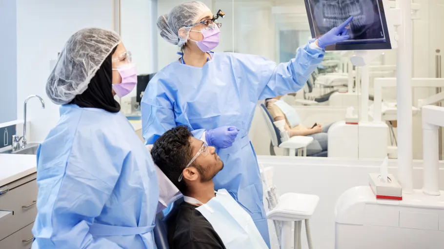 Dental Assisting S113 WAVE Dental Clinic