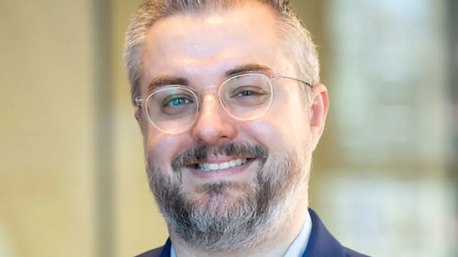 Dan Reilly headshot