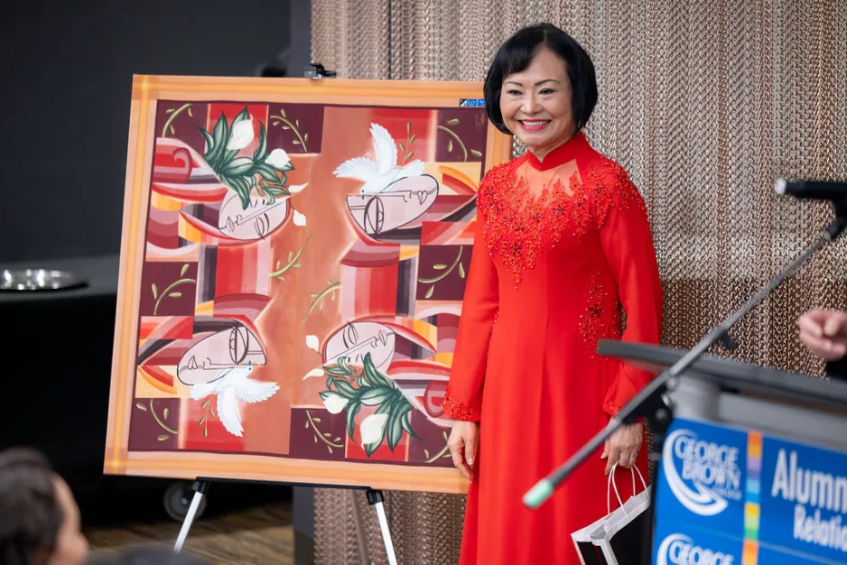 Kim Phuc Phan Thi with alum design