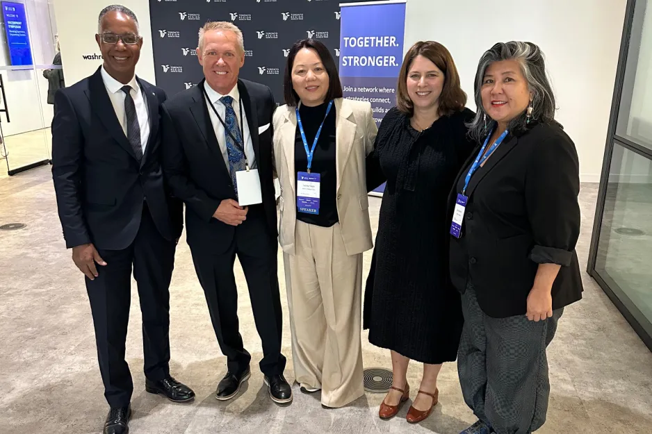 Dr. Gervan Fearon with Waterfront Symposium participants