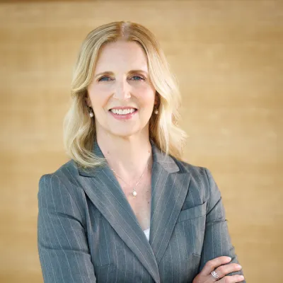 Leslie Quinlan, Senior Vice President